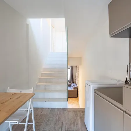 Libertat Bergamota Apartment
